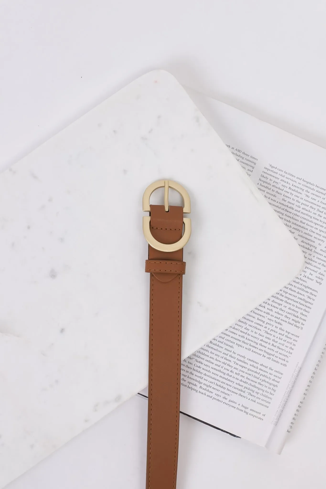 Blake Oval Buckle Belt - Brown