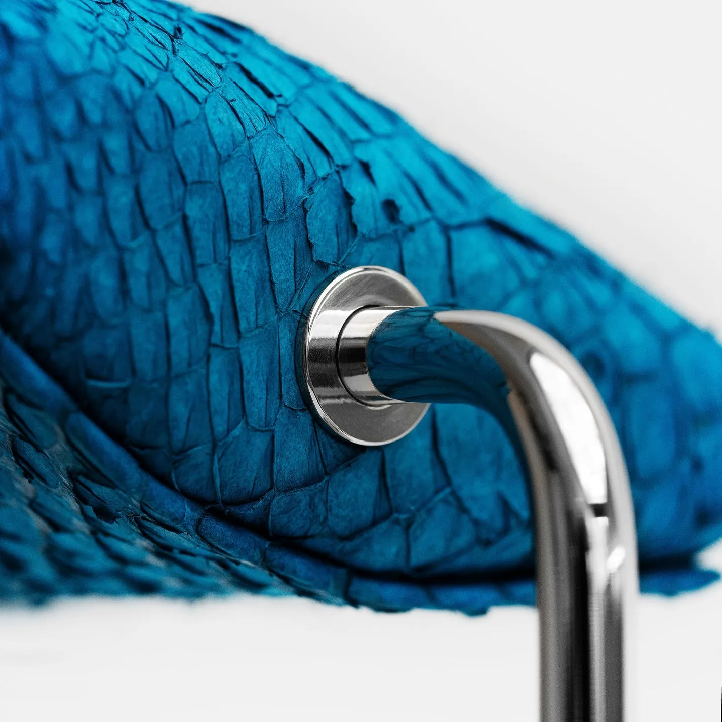 Cerulean Luxury Watch Stand - Double Cushion