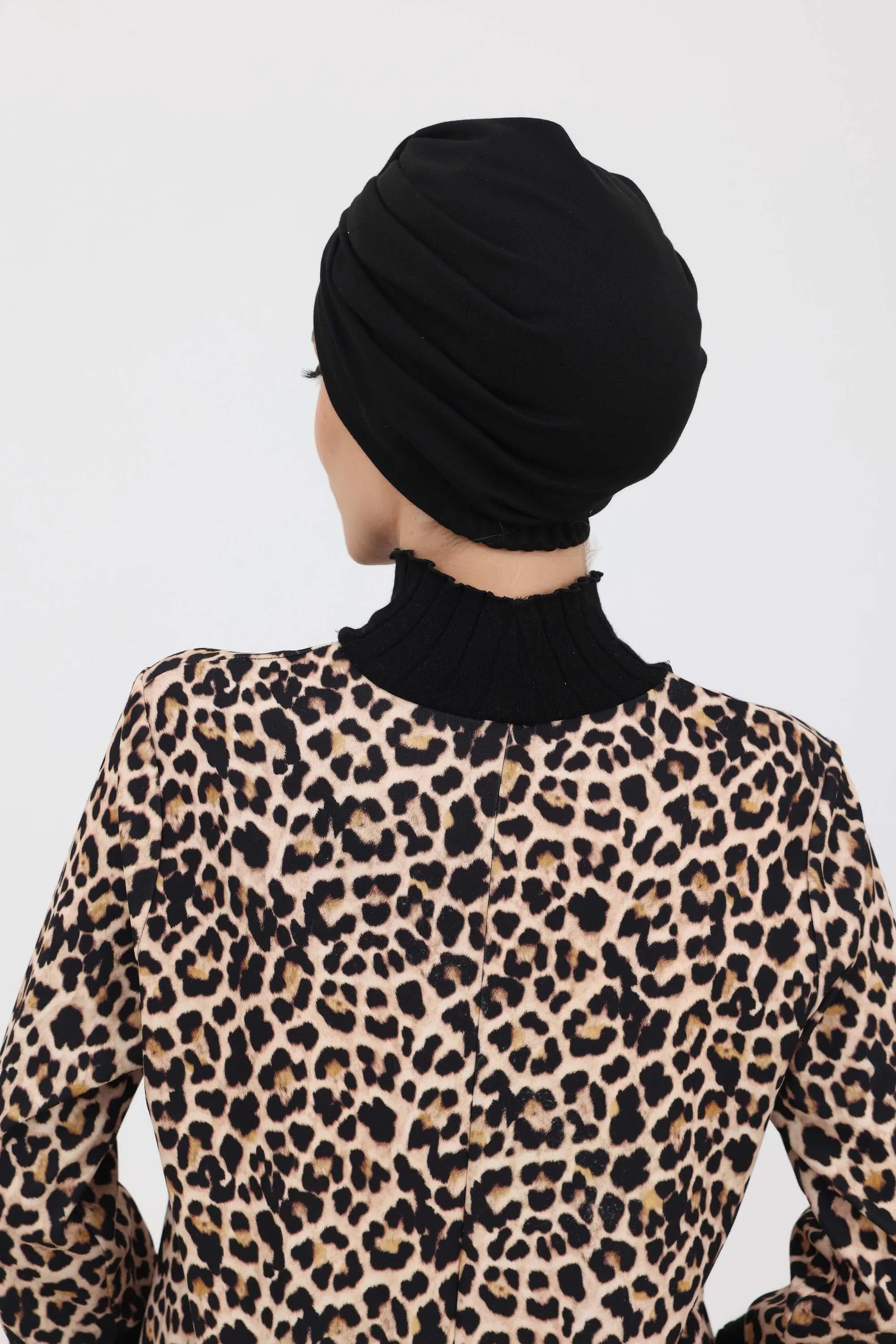 Fashionable Instant Turban Bonnet for Women, Warm Winter Chemo Headwear, Easy Wrap Stylish Winter Bonnet Cap,B-68IV