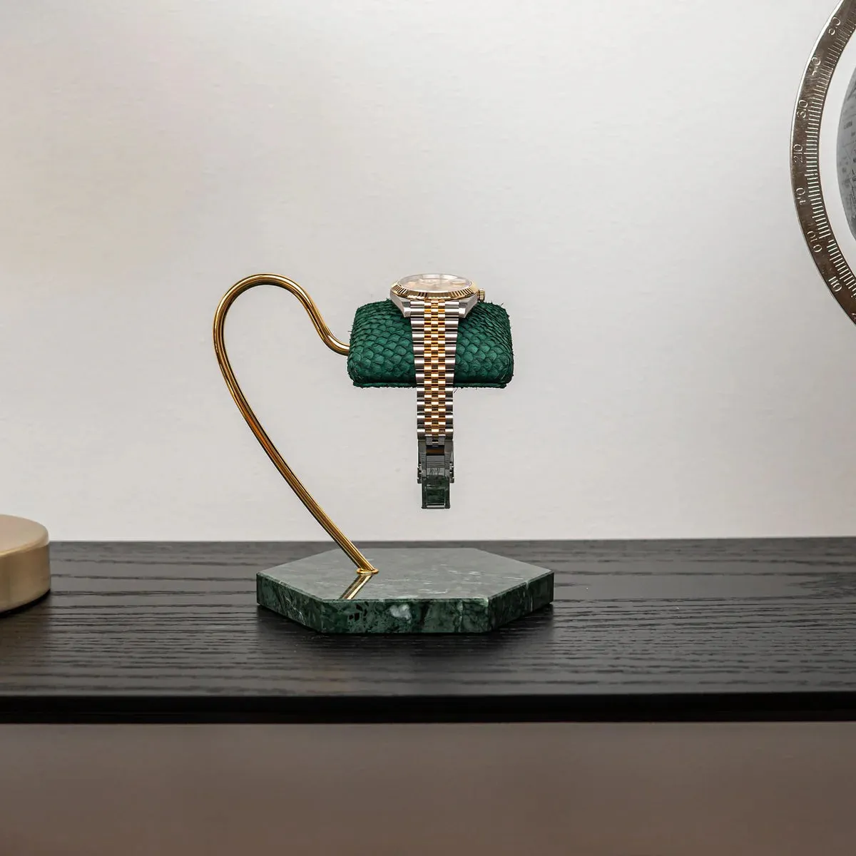 Fawes Luxury Watch Stand  Single Cushion