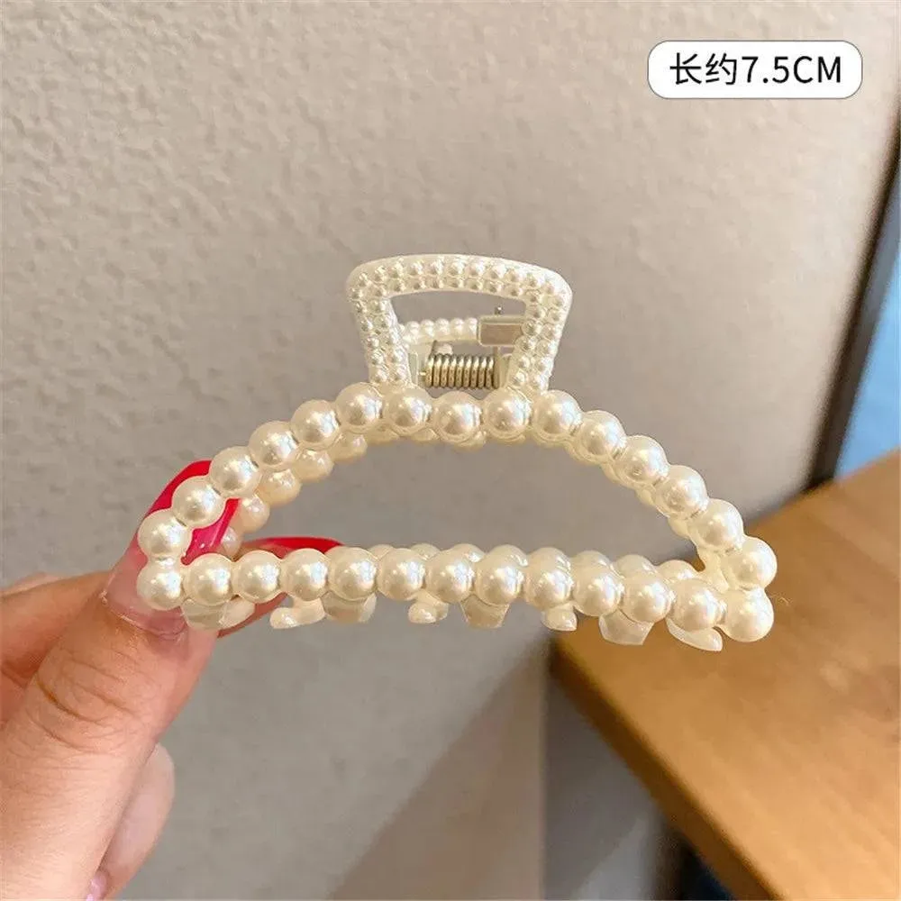 Geometric Retro Imitation Pearl Hair Claw - Stylish Women's Hair Accessories