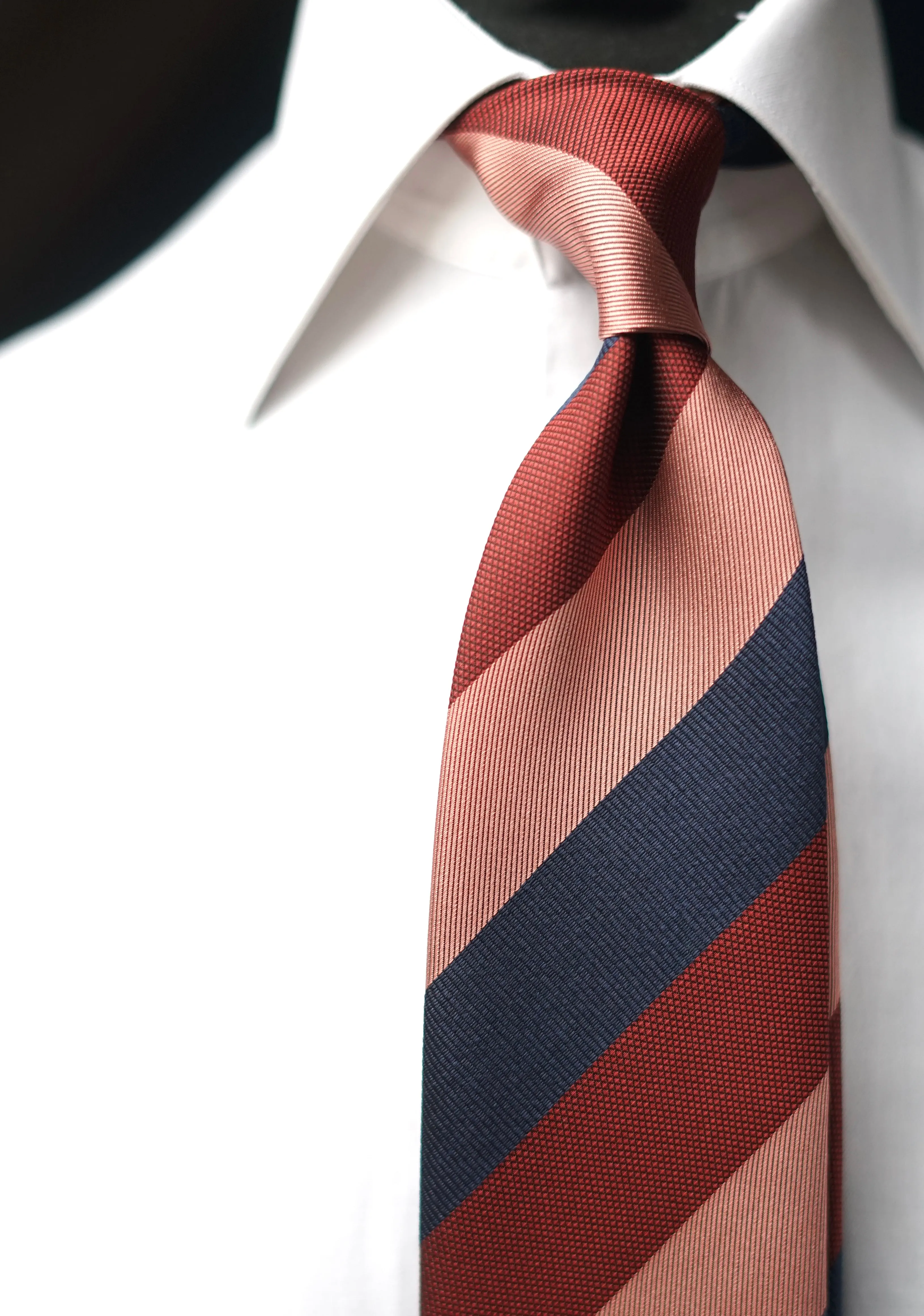 Narnia Silk Necktie