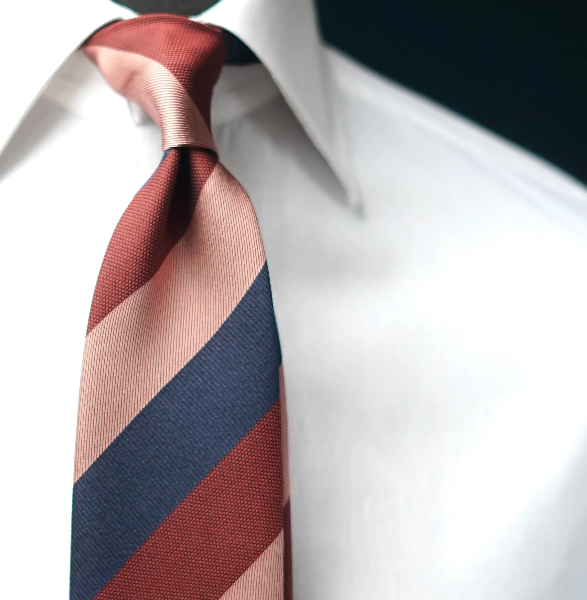 Narnia Silk Necktie