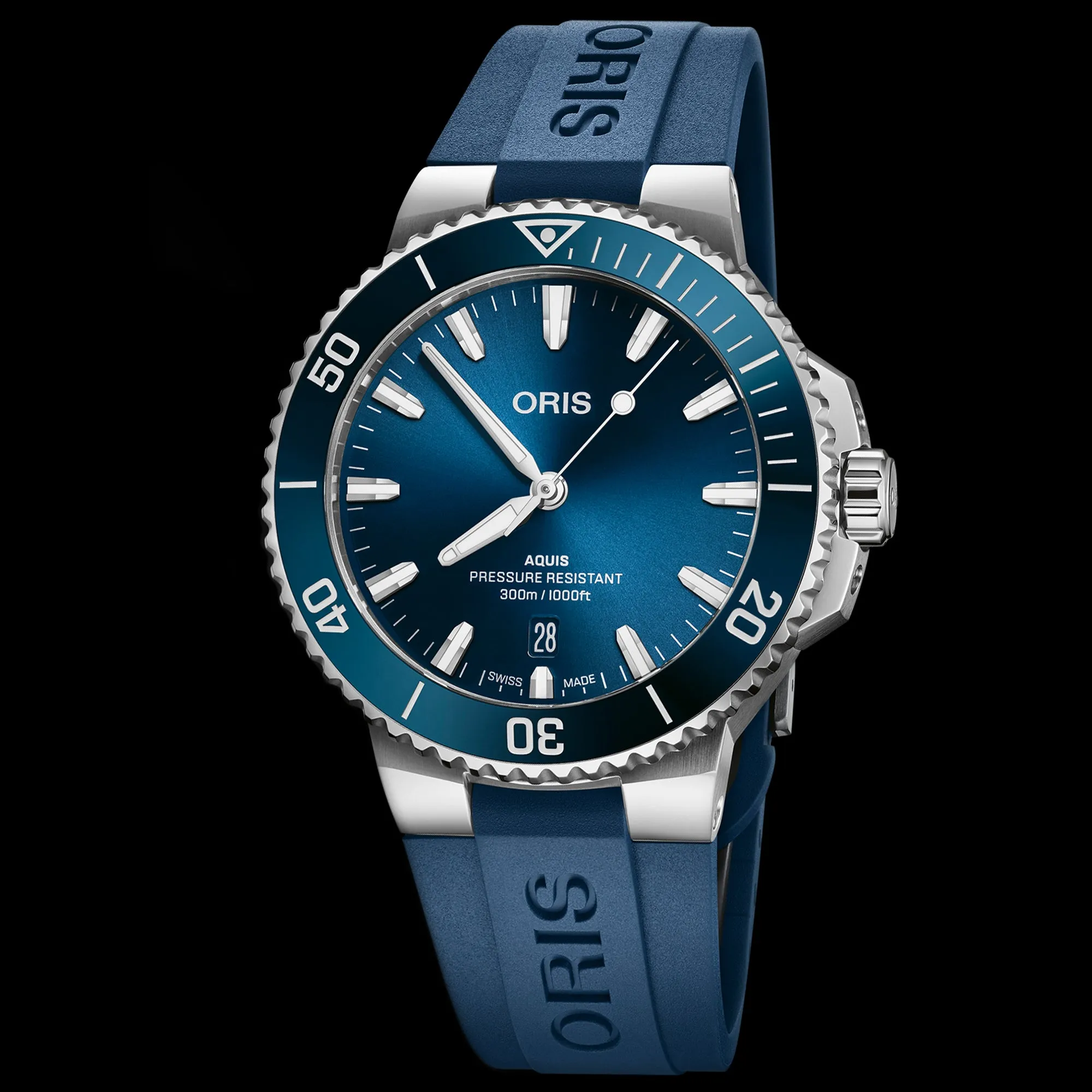 Oris - 2024 Aquis Date Blue 41.5mm on Rubber