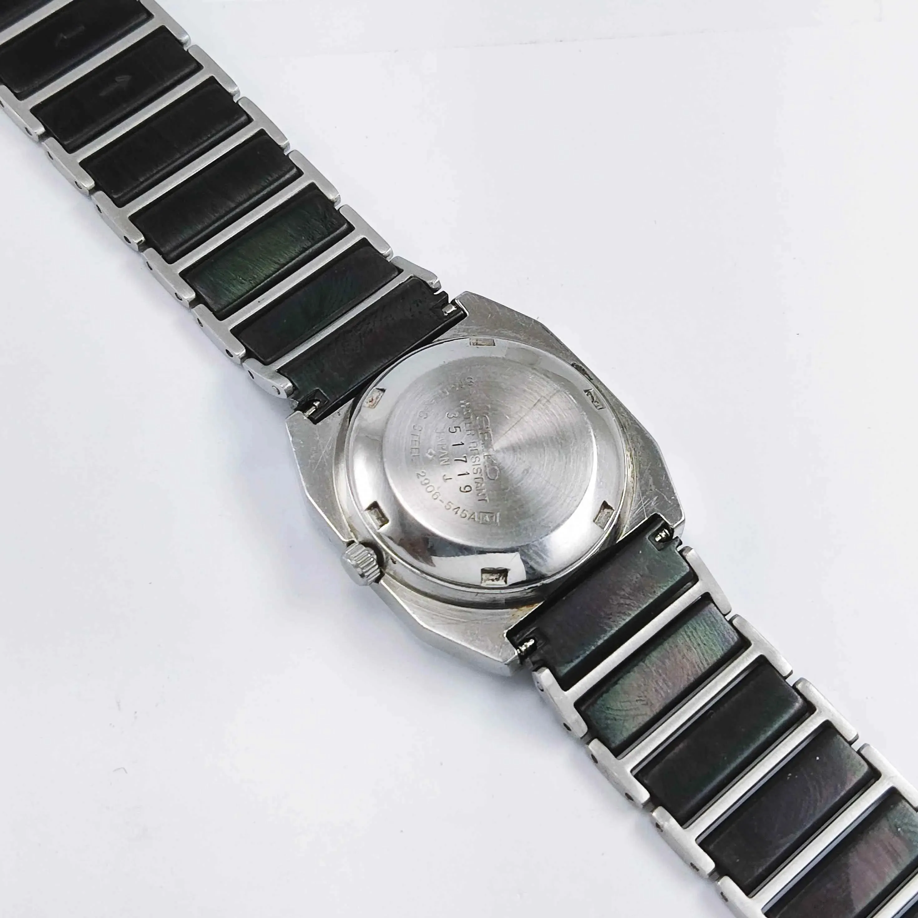 Seiko 5 Automatic-2906A Off-White Dial 17 Jewels Day Date Watch